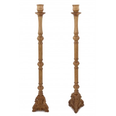 Candlestick decorated baroque